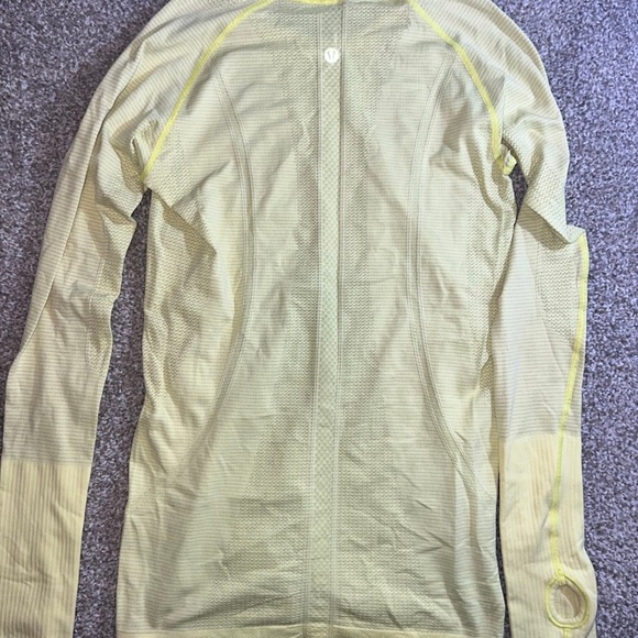 Lululemon Run: Swiftly Tech Long Sleeve
Clarity Yellow - Picture 2 of 3